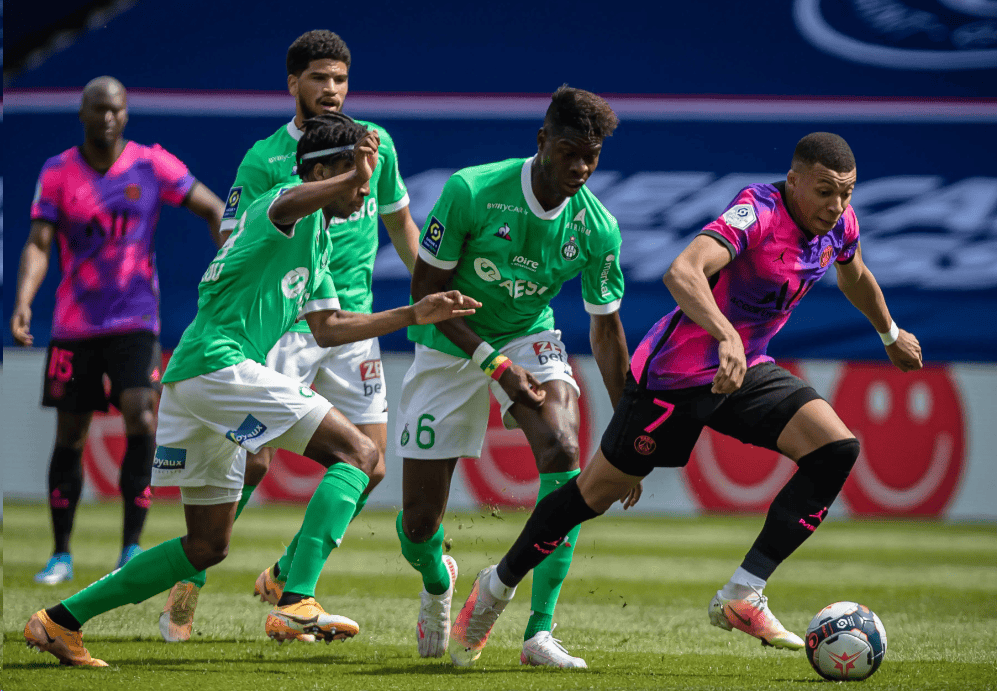 圣埃蒂安客场奋战斩获胜利，法国联赛颇具看点的简单介绍