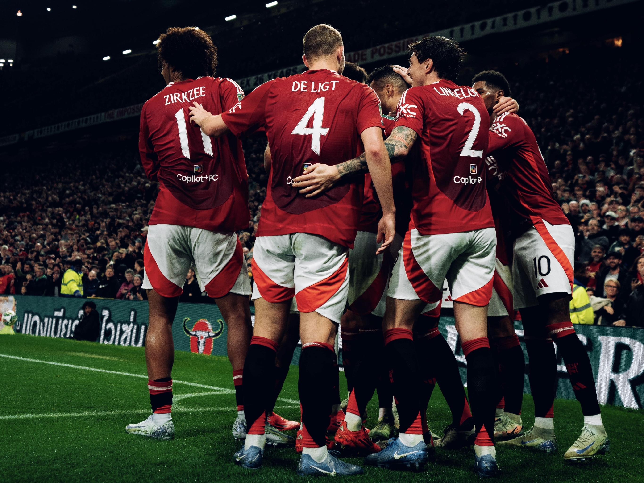 杏彩体育在线登录-曼联主场大胜，球迷欢呼连连的简单介绍