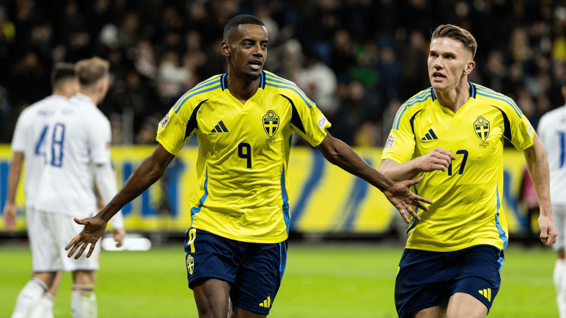 包含欧预赛精彩绝伦，战绩让人大呼过瘾的词条