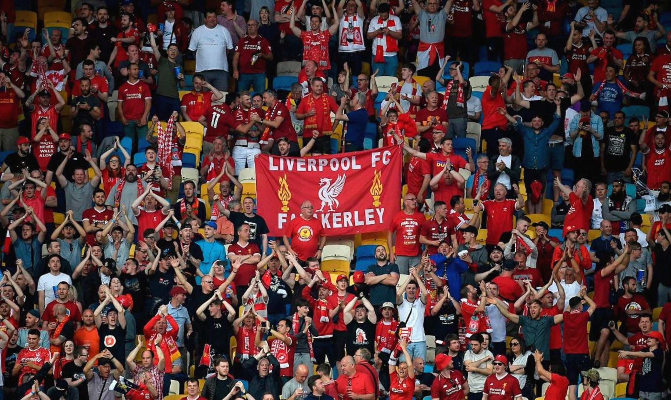 包含阿森纳主帅力挺球队年轻球员：期待他们成长的词条