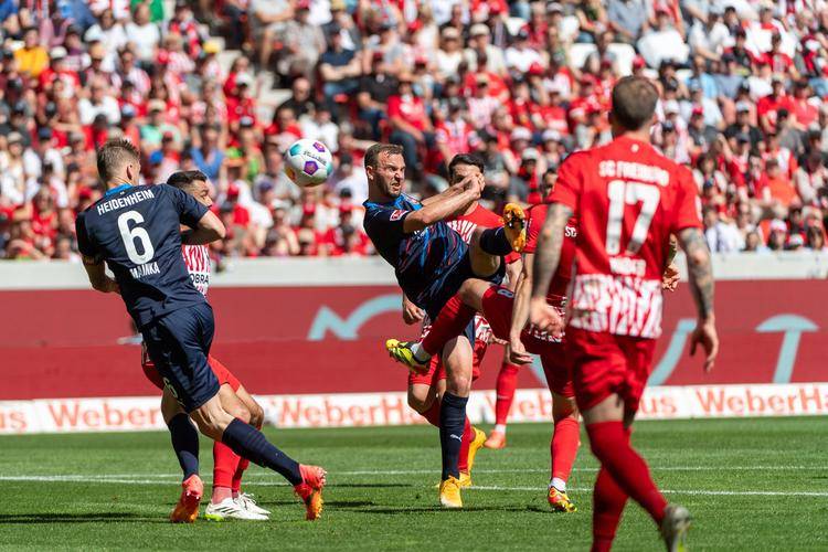 弗赖堡客场取胜，冲击欧洲赛区积分榜的简单介绍